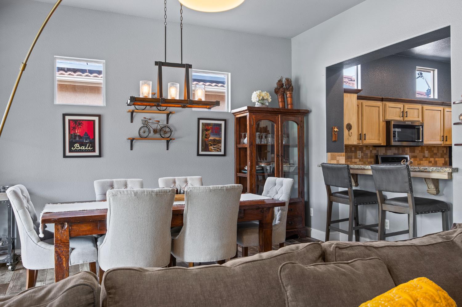 9383 N Dearing, Fresno, CA 93720