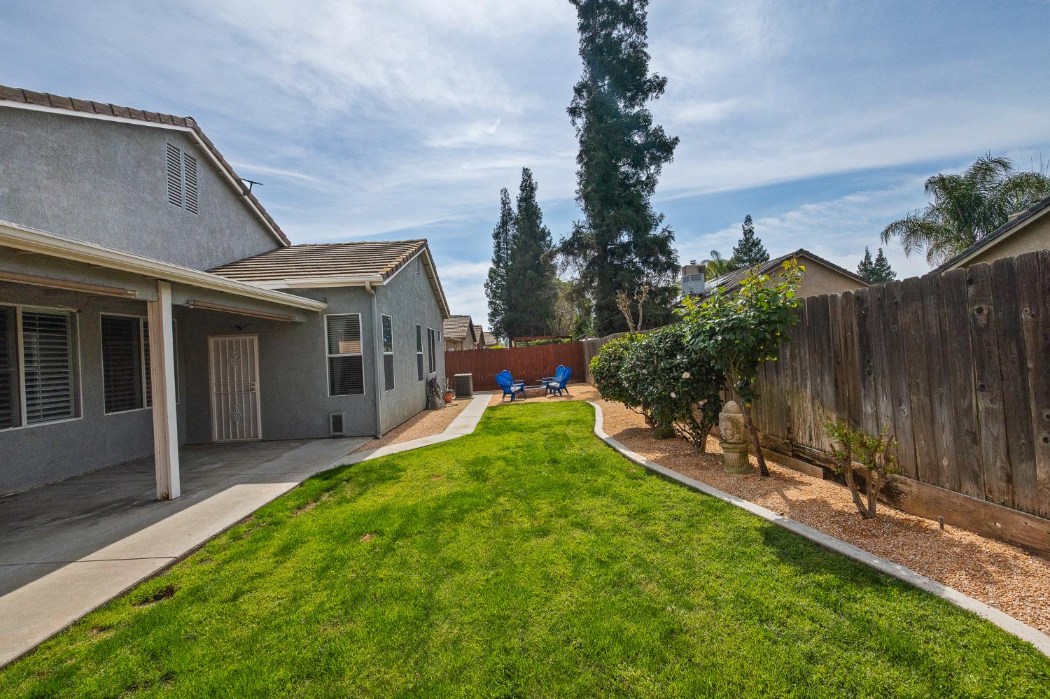 9383 N Dearing, Fresno, CA 93720