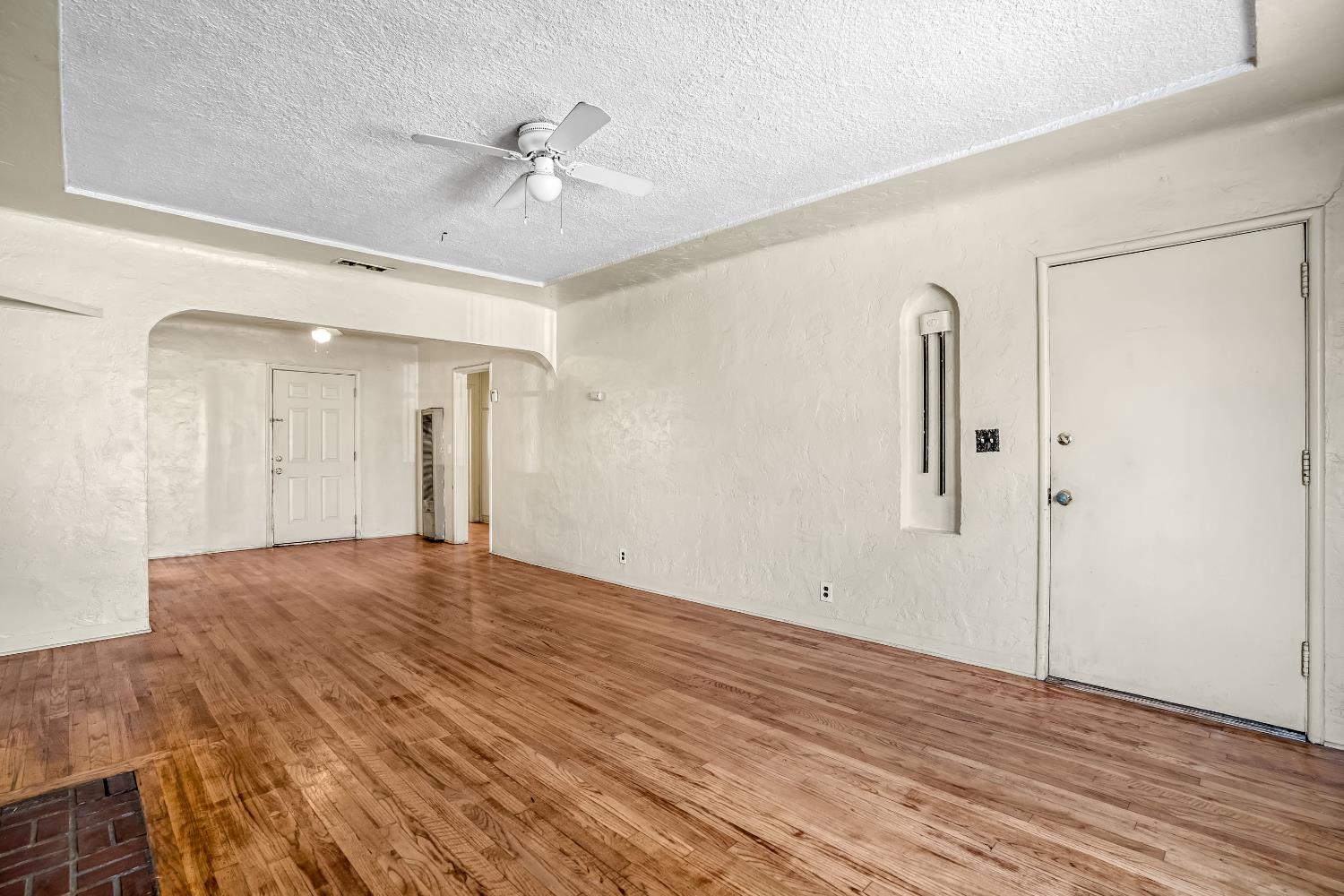 4332 E Ball Ave, Fresno, CA 93702