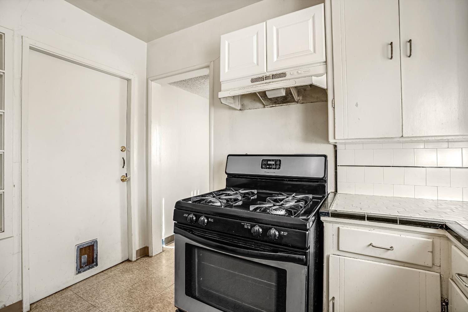 4332 E Ball Ave, Fresno, CA 93702