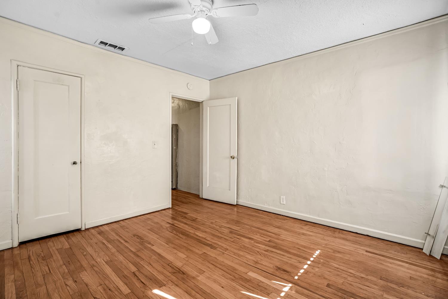 4332 E Ball Ave, Fresno, CA 93702