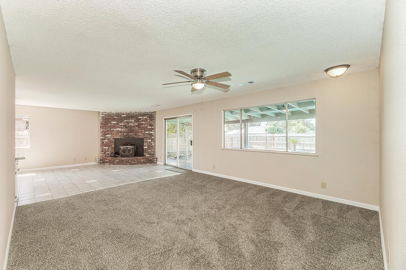 1375 S Cyrier Ave, Reedley, CA 93654