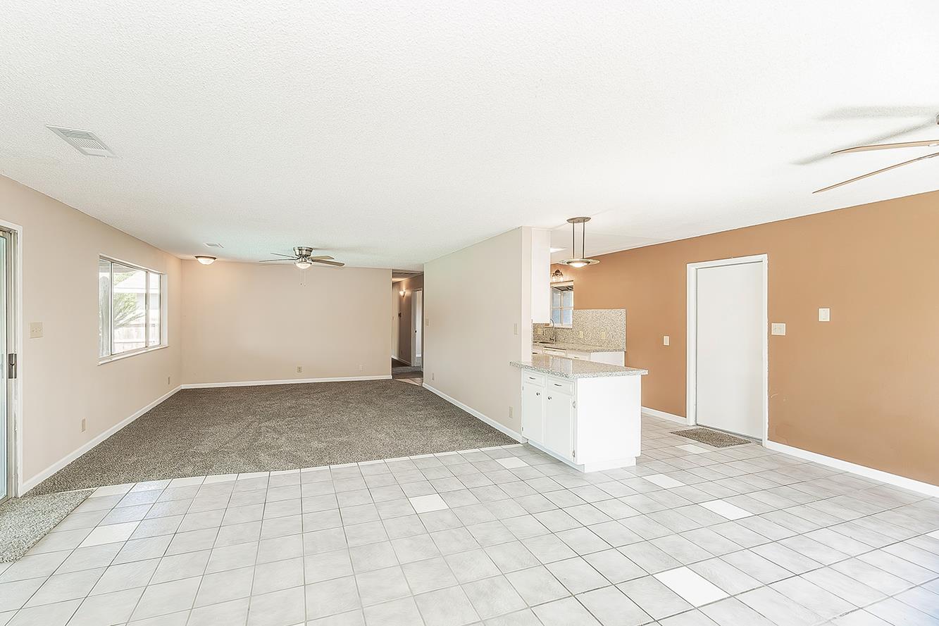 1375 S Cyrier Ave, Reedley, CA 93654