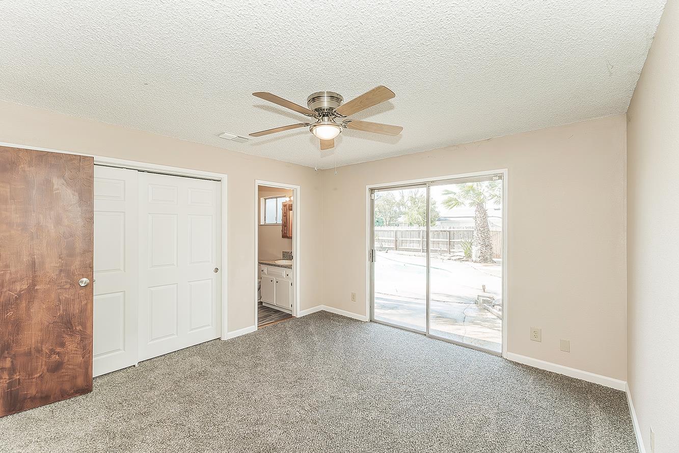 1375 S Cyrier Ave, Reedley, CA 93654