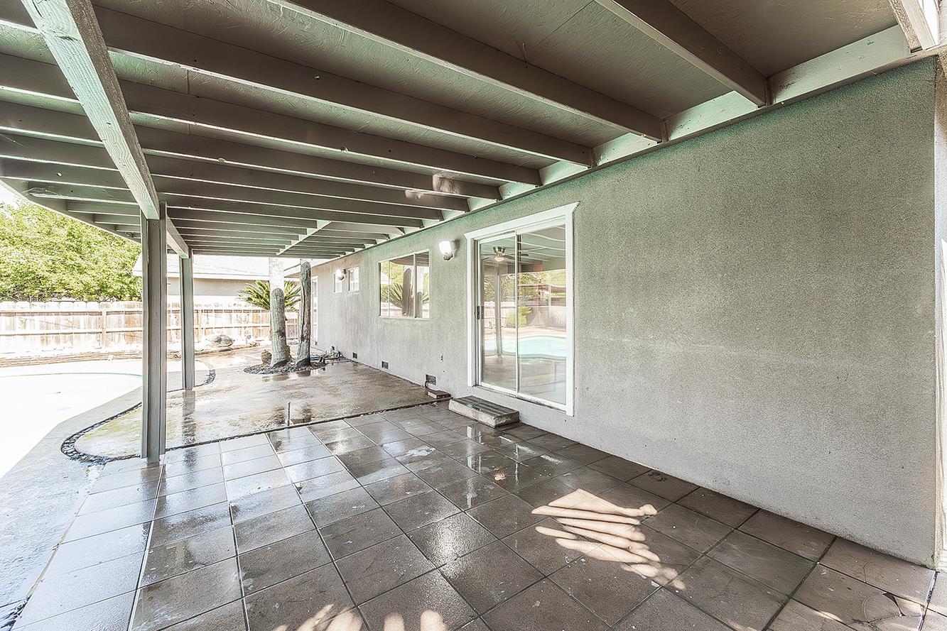 1375 S Cyrier Ave, Reedley, CA 93654