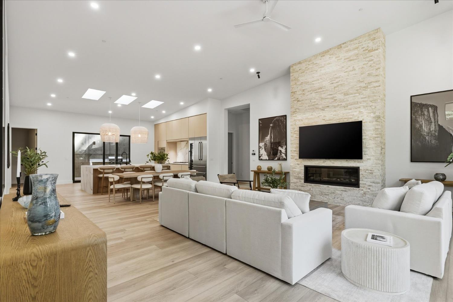 7175 Yosemite Park Way, Yosemite West, CA 95389