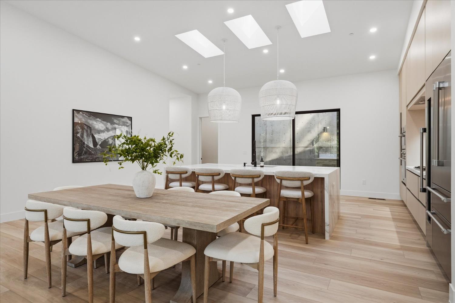 7175 Yosemite Park Way, Yosemite West, CA 95389