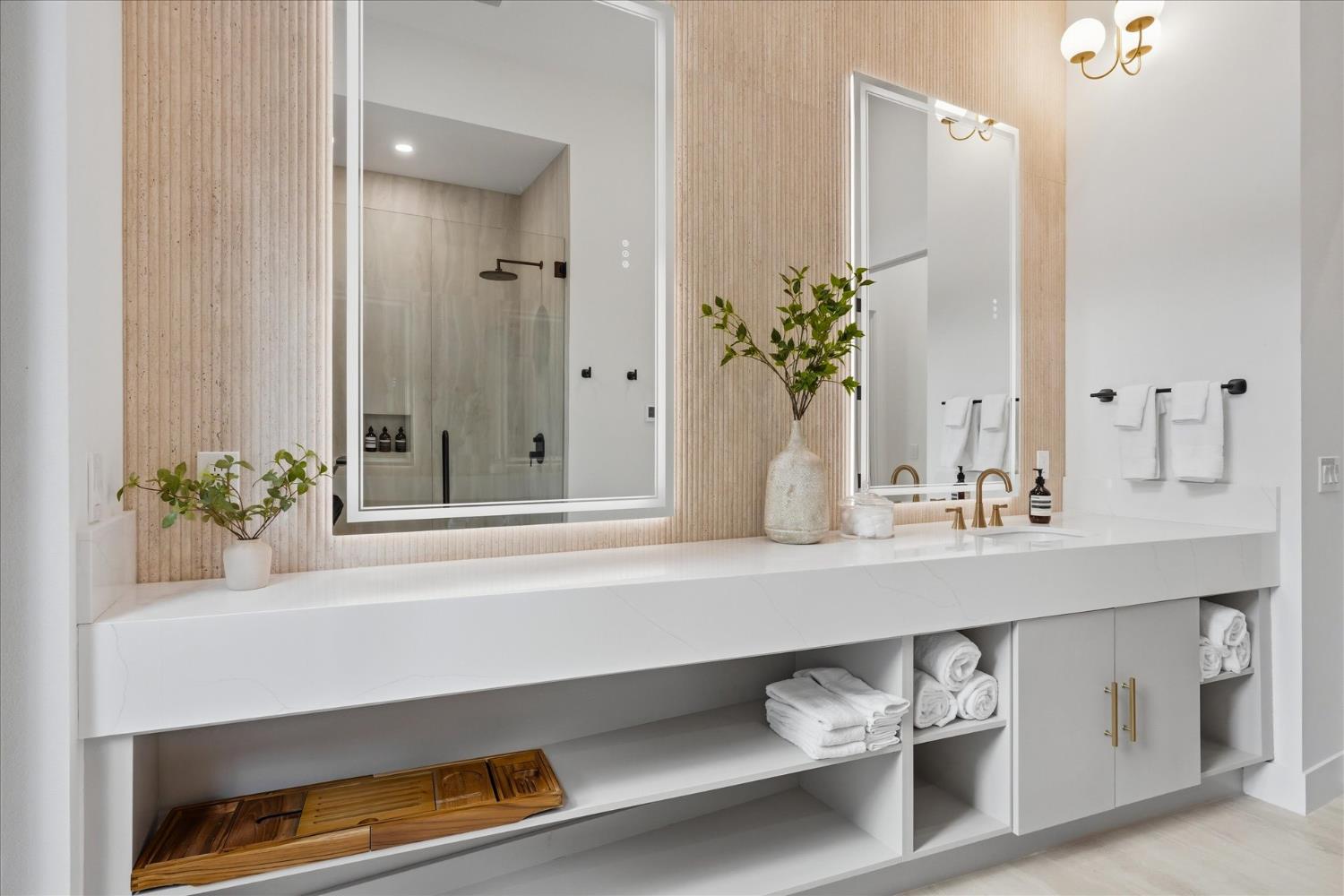 7175 Yosemite Park Way, Yosemite West, CA 95389