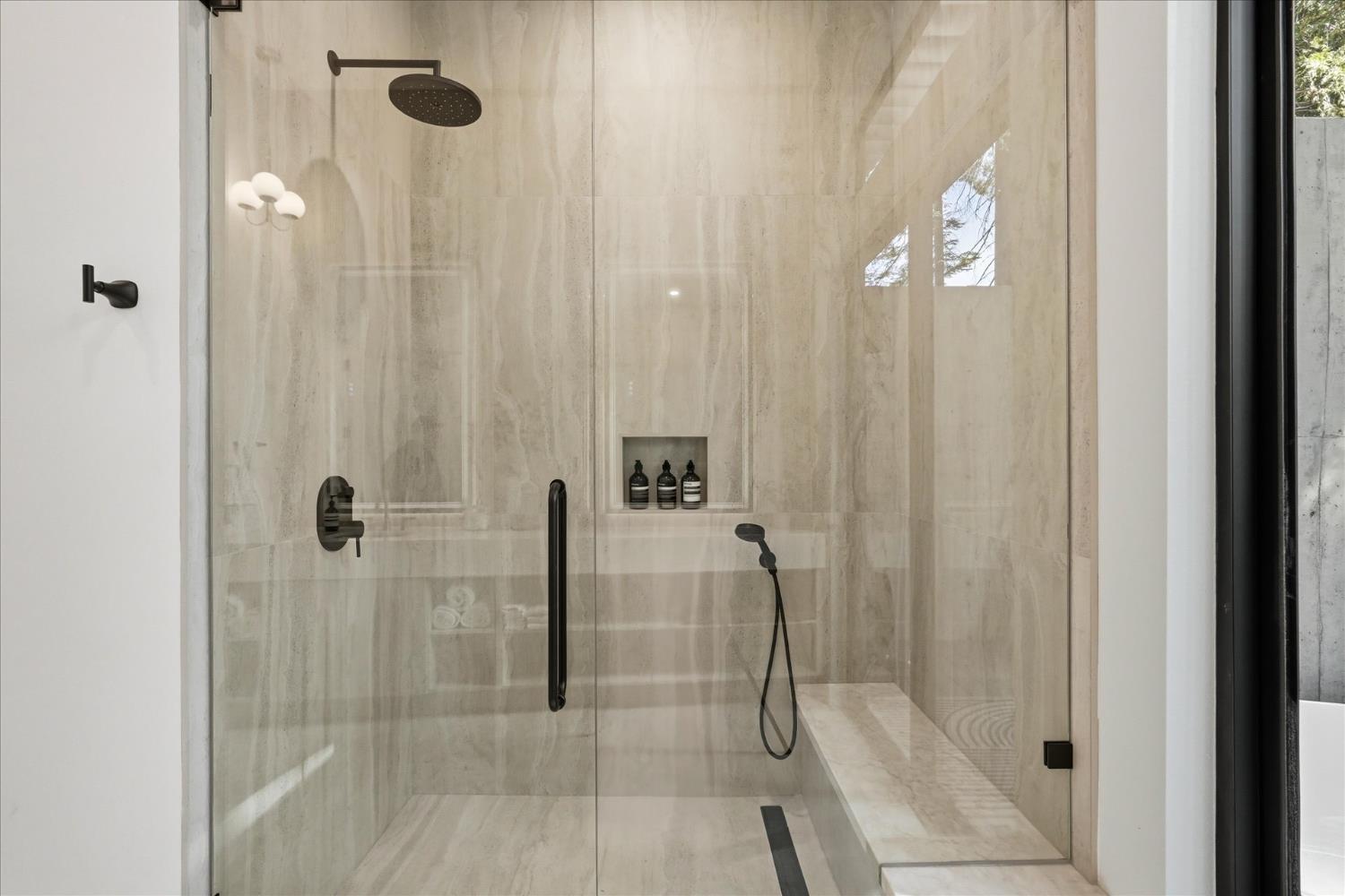 7175 Yosemite Park Way, Yosemite West, CA 95389