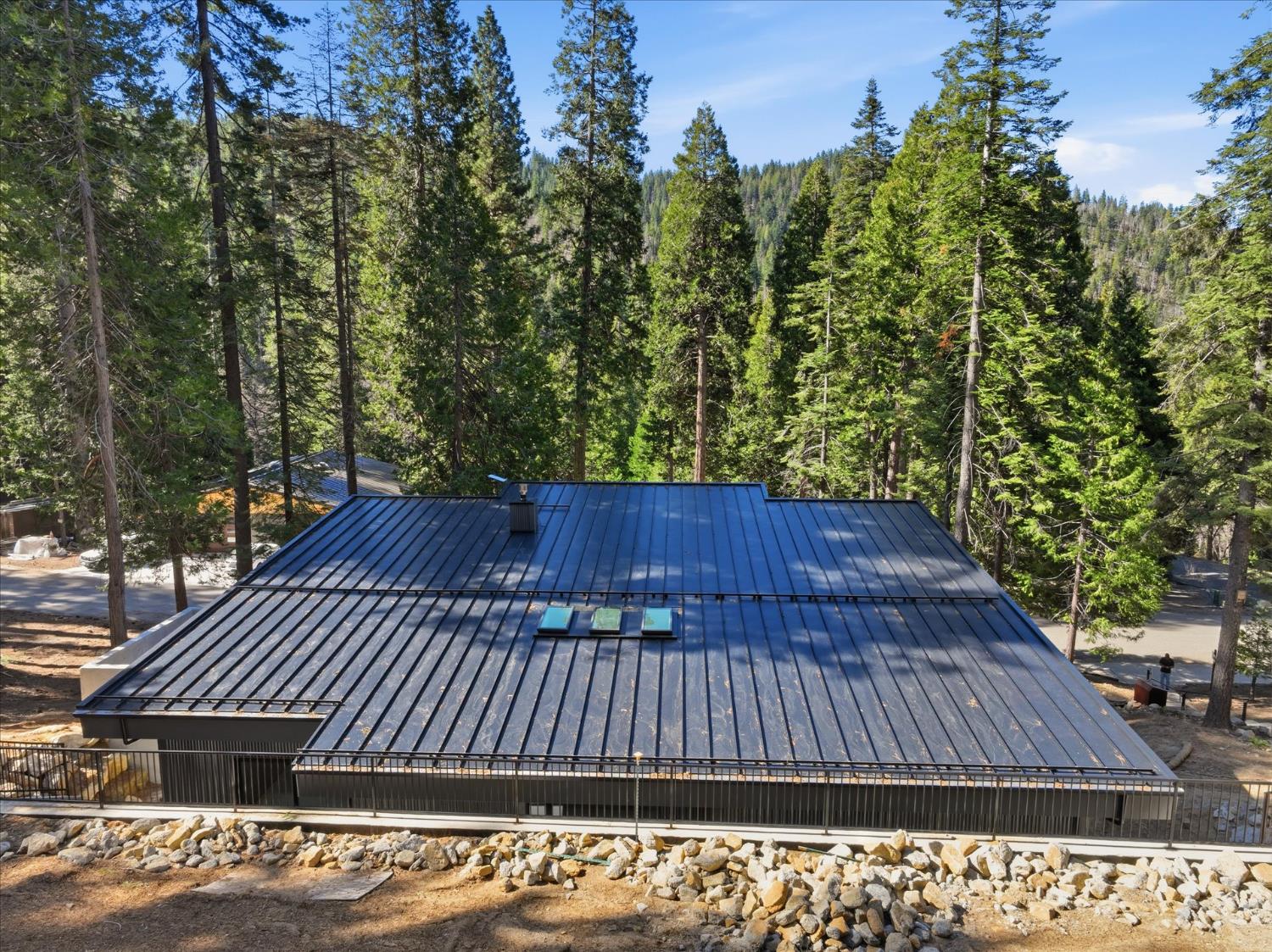 7175 Yosemite Park Way, Yosemite West, CA 95389