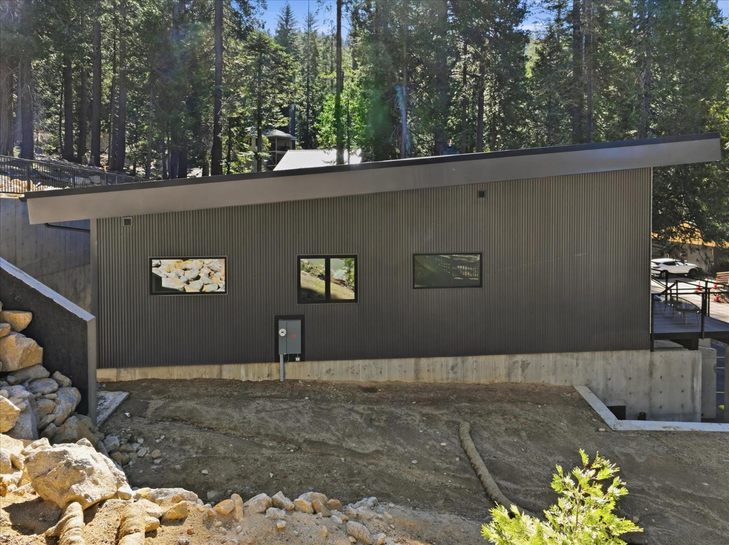 7175 Yosemite Park Way, Yosemite West, CA 95389