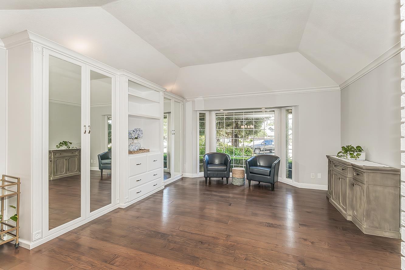 598 E Serena, Fresno, CA 93720