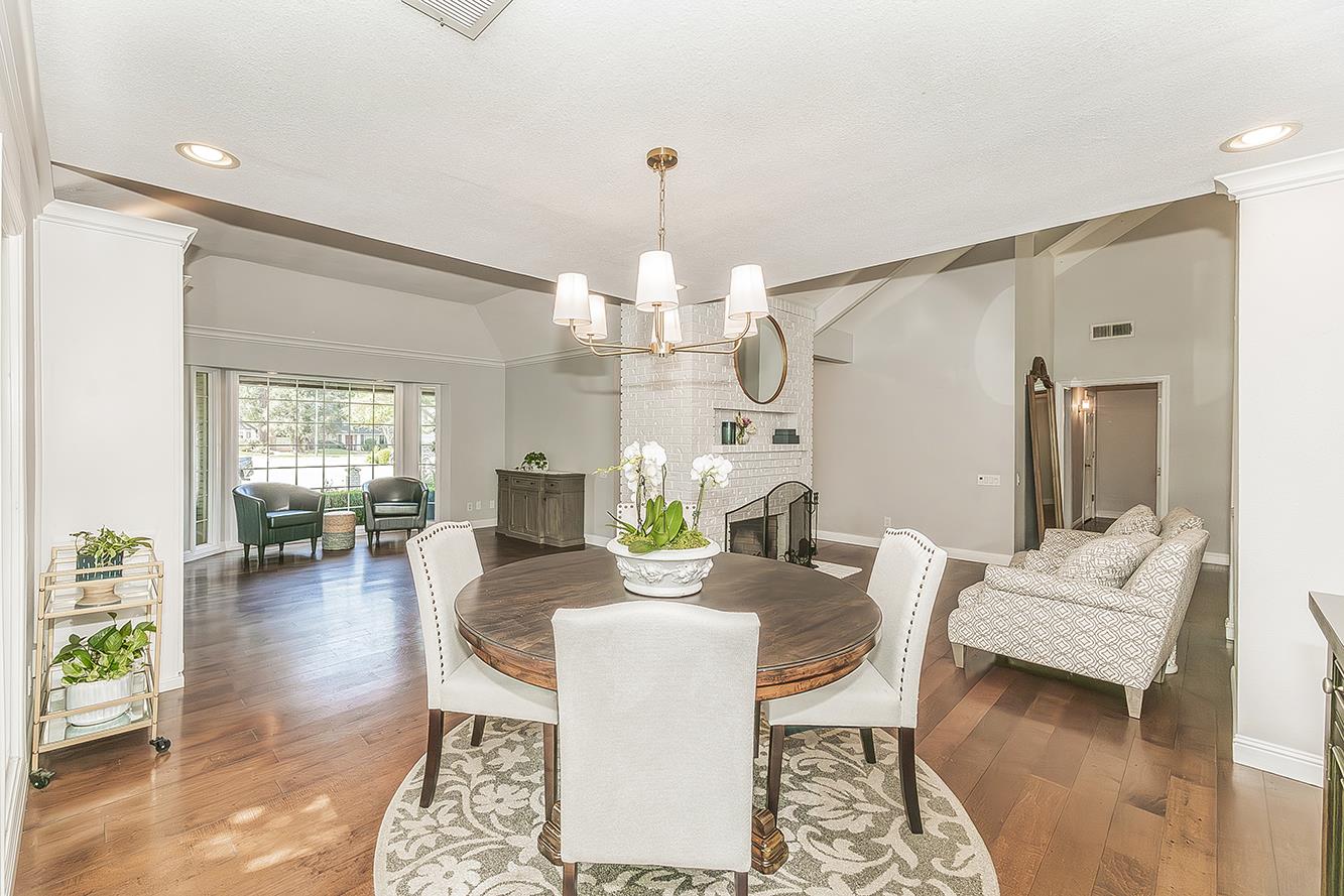 598 E Serena, Fresno, CA 93720