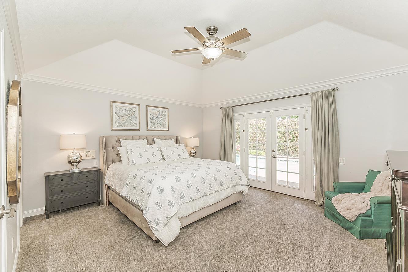 598 E Serena, Fresno, CA 93720