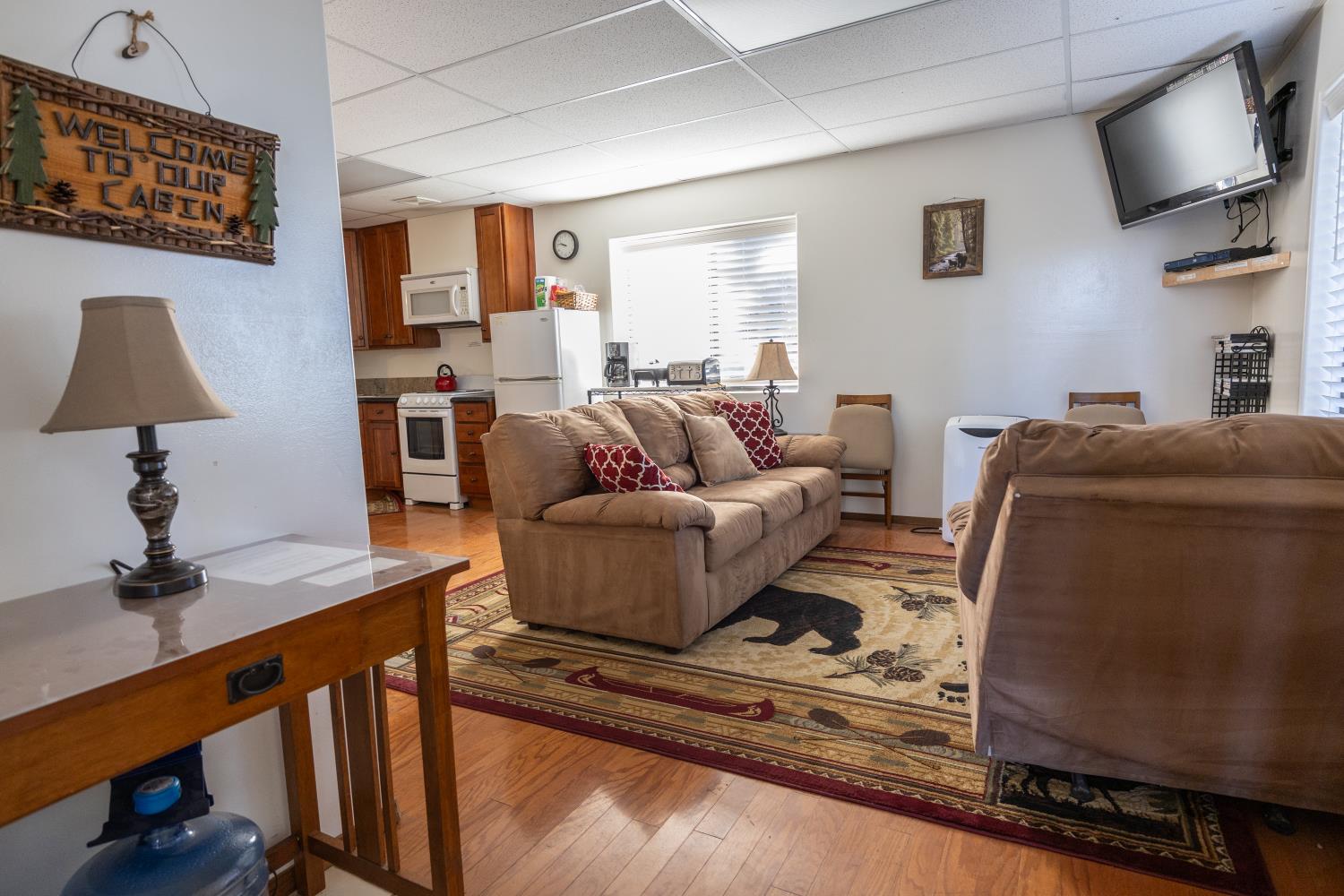 7501 Yosemite Park Way, Yosemite West, CA 95389