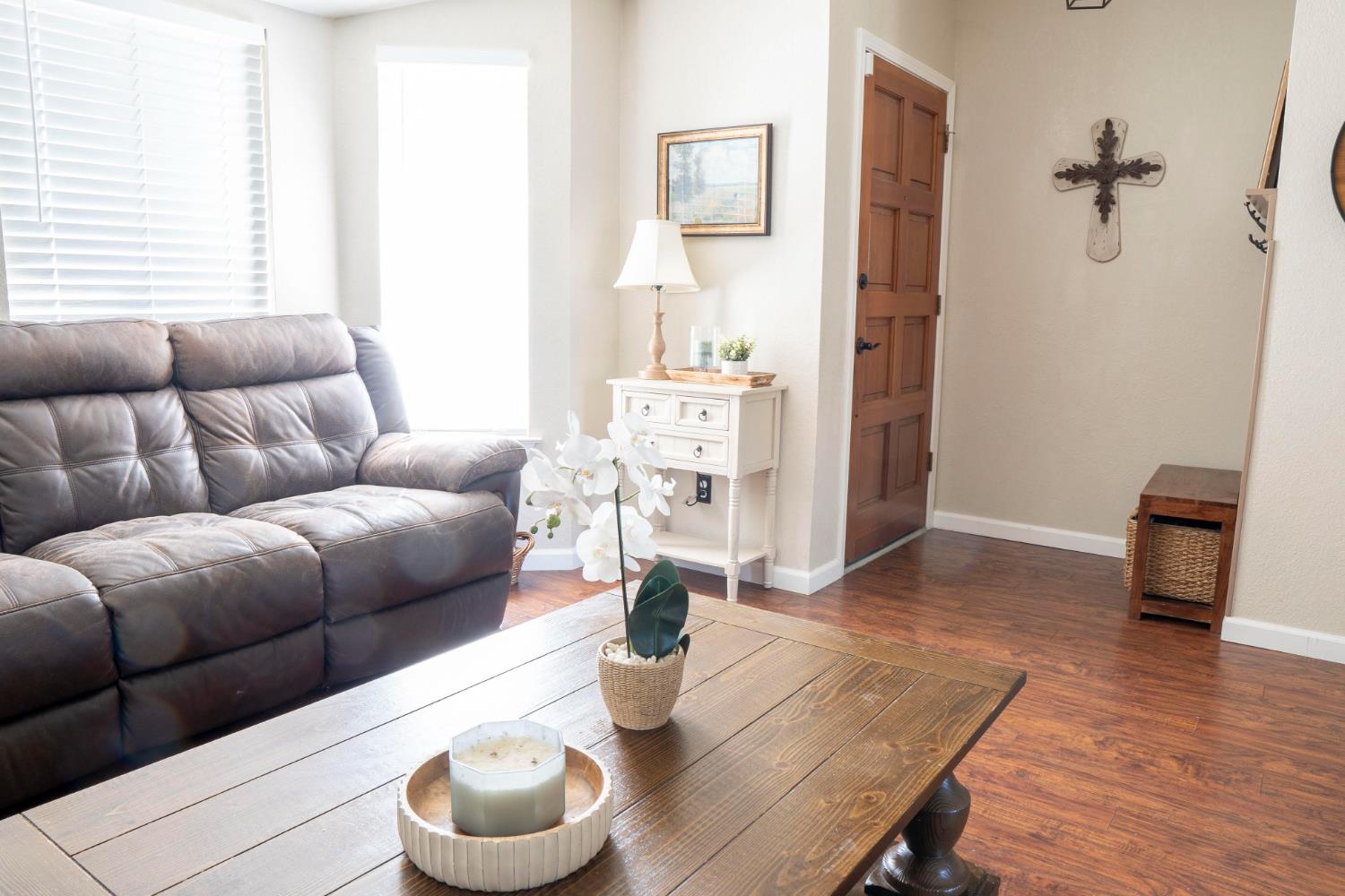 5310 W Sussex Way, Fresno, CA 93722