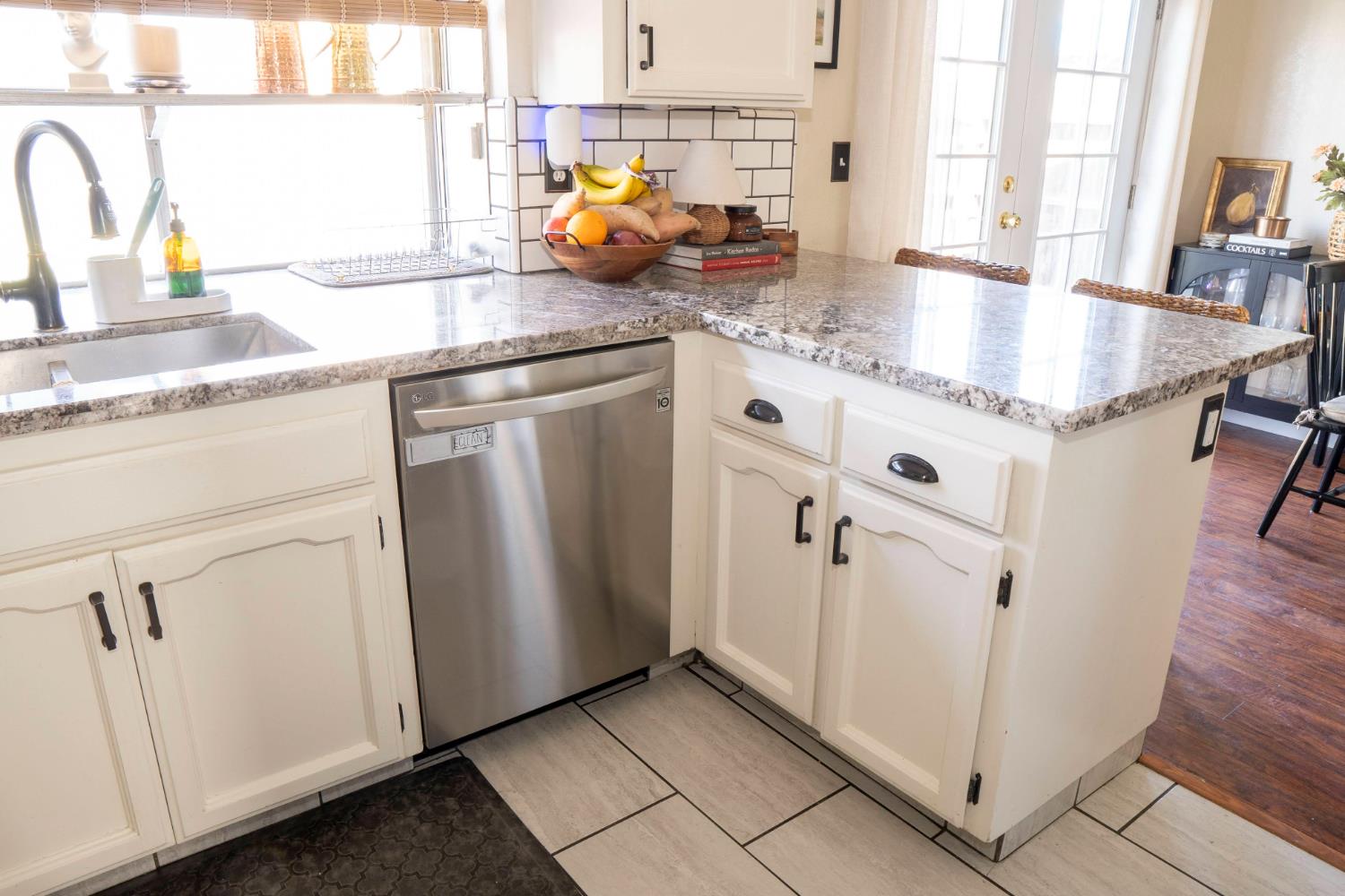 5310 W Sussex Way, Fresno, CA 93722