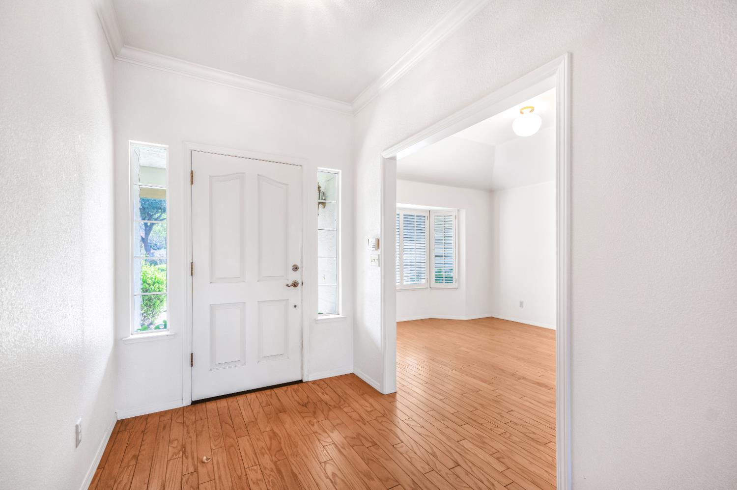 6323 N Marks Ave, Fresno, CA 93711