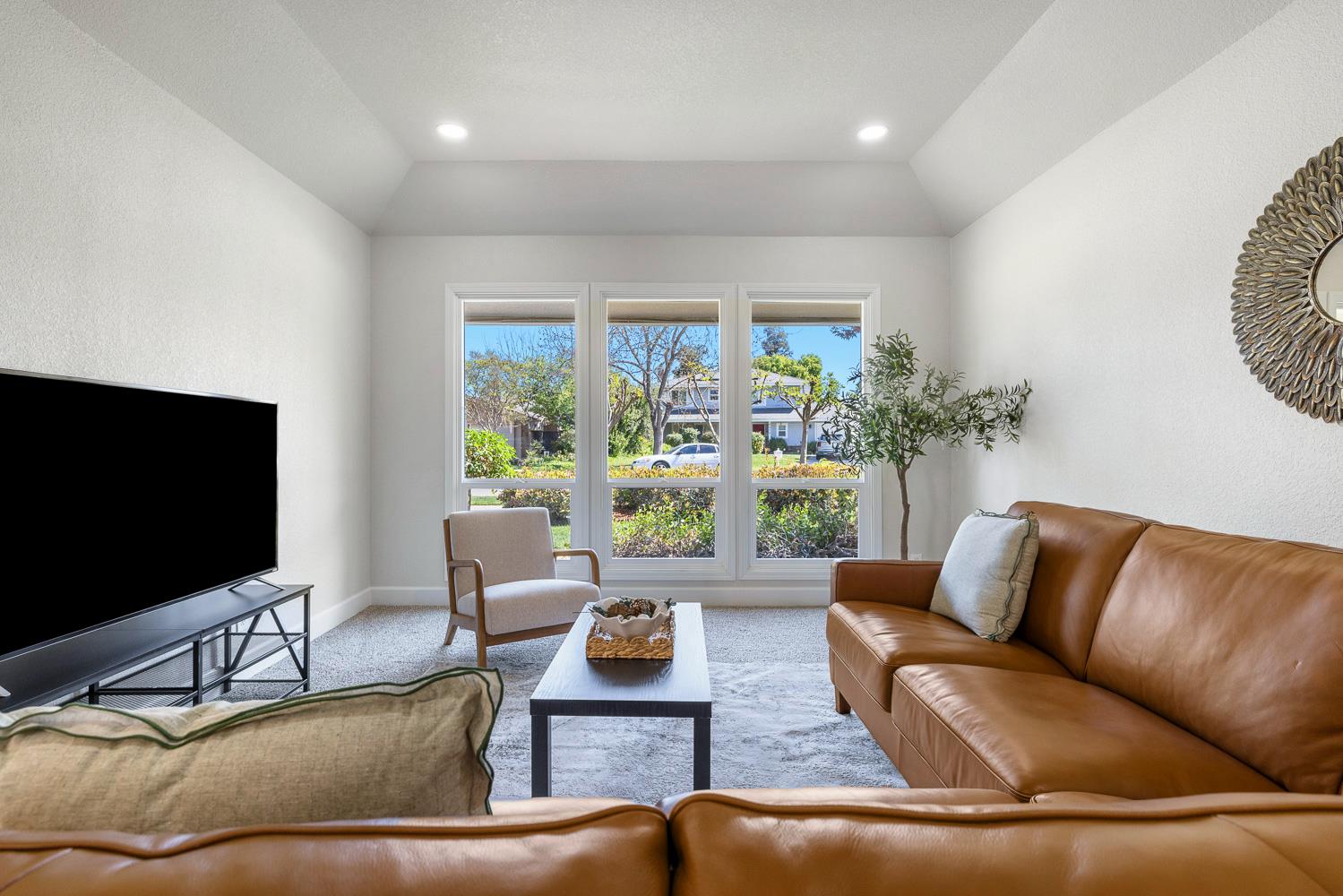 6459 N Tamera Ave, Fresno, CA 93711