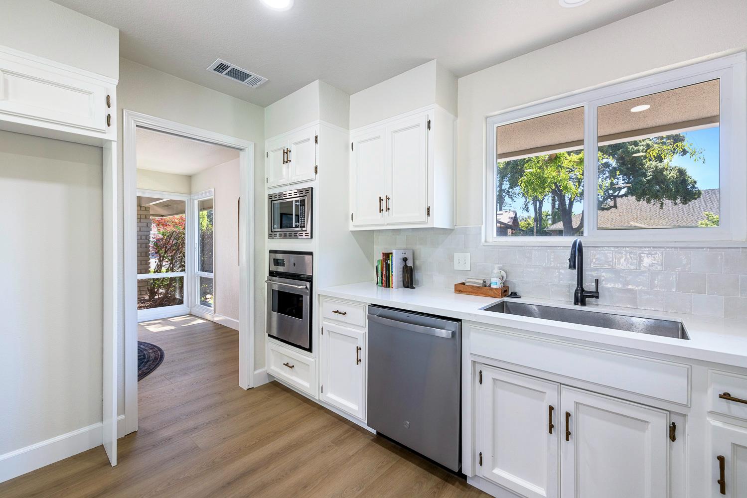 6459 N Tamera Ave, Fresno, CA 93711