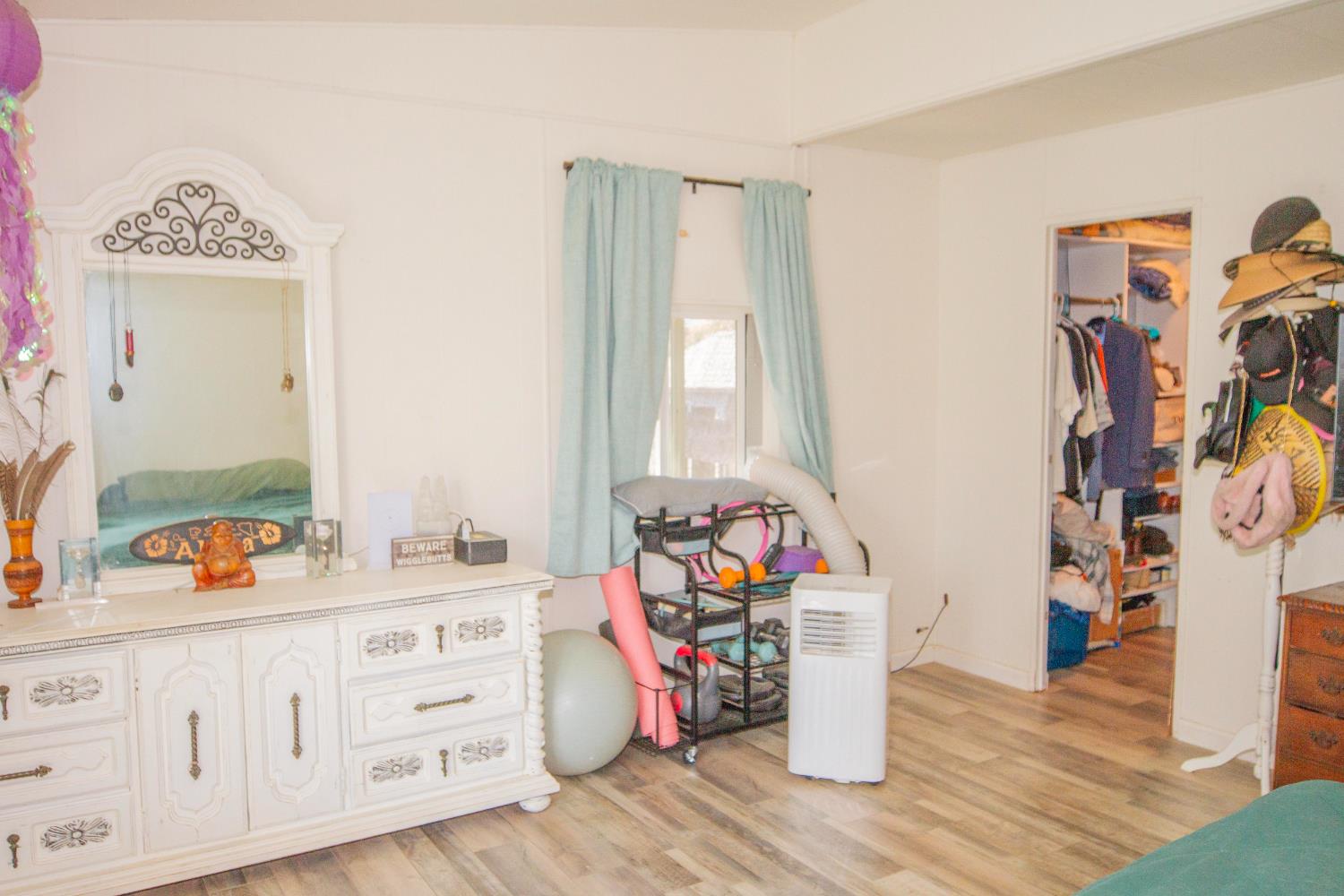 35032 George Smith Rd, Yokuts Valley, CA 93675