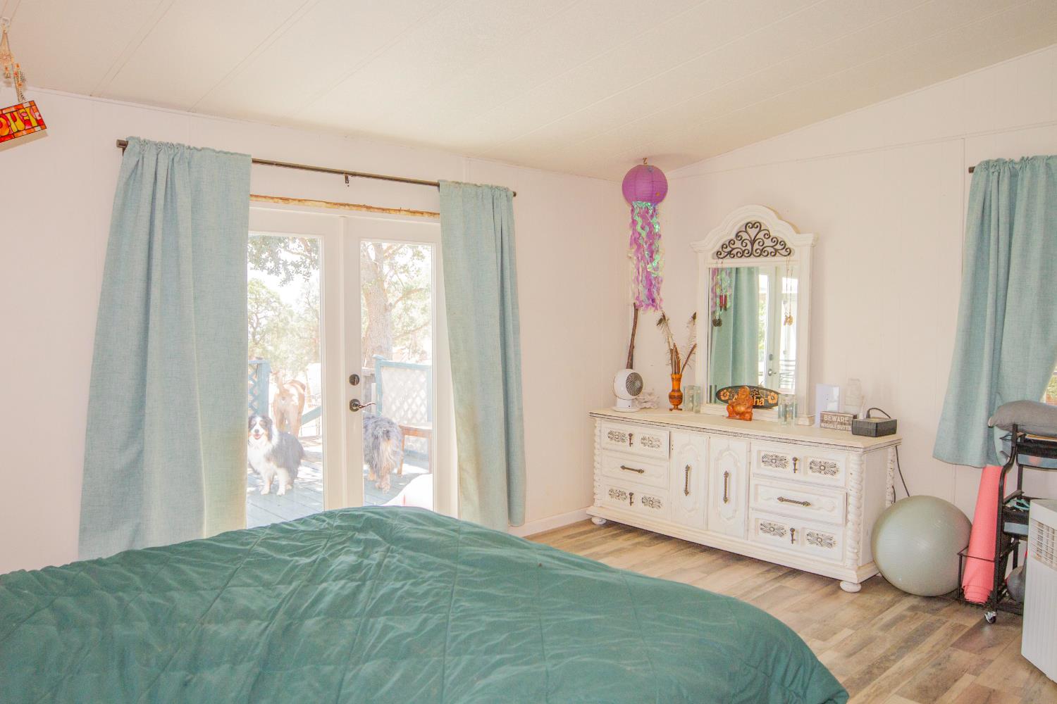 35032 George Smith Rd, Yokuts Valley, CA 93675