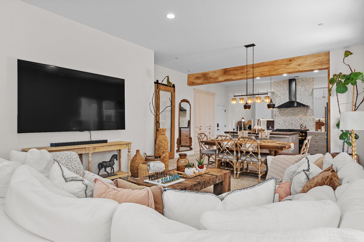 21255 Ruscello Ln, Friant, CA 93626