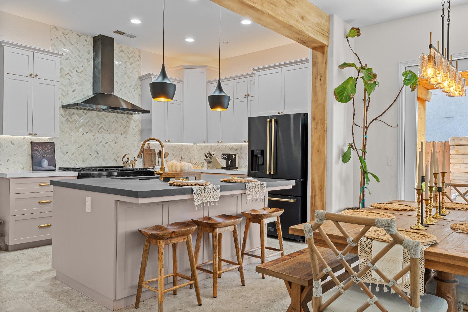 21255 Ruscello Ln, Friant, CA 93626