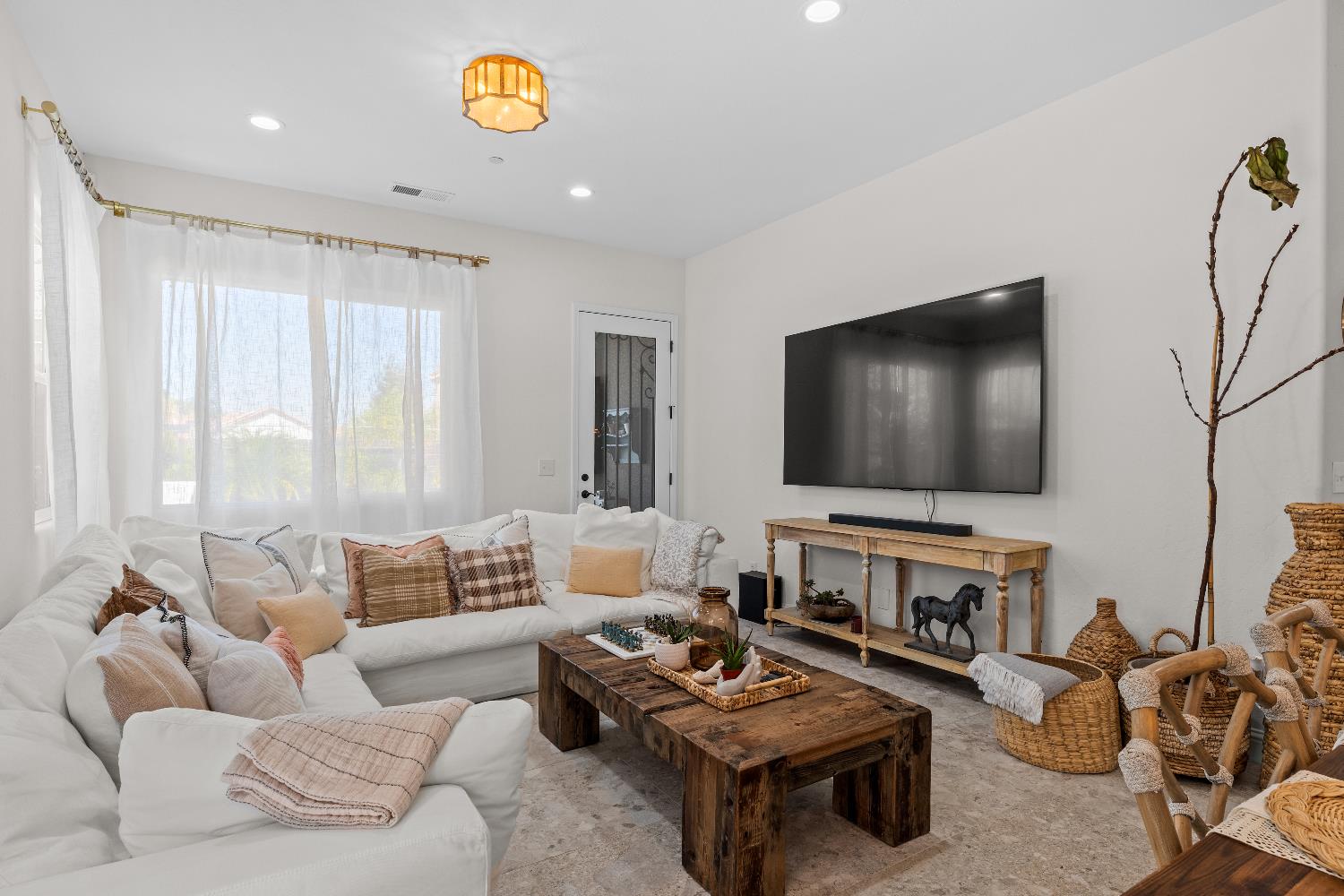 21255 Ruscello Ln, Friant, CA 93626