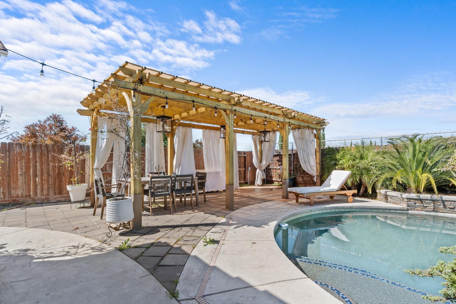 21255 Ruscello Ln, Friant, CA 93626