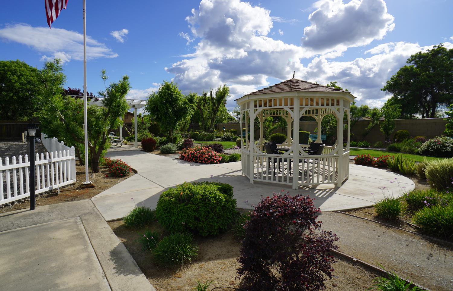 1551 6th Avenue Dr #38, Kingsburg, CA 93631