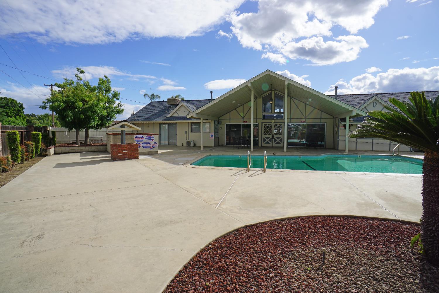 1551 6th Avenue Dr #38, Kingsburg, CA 93631