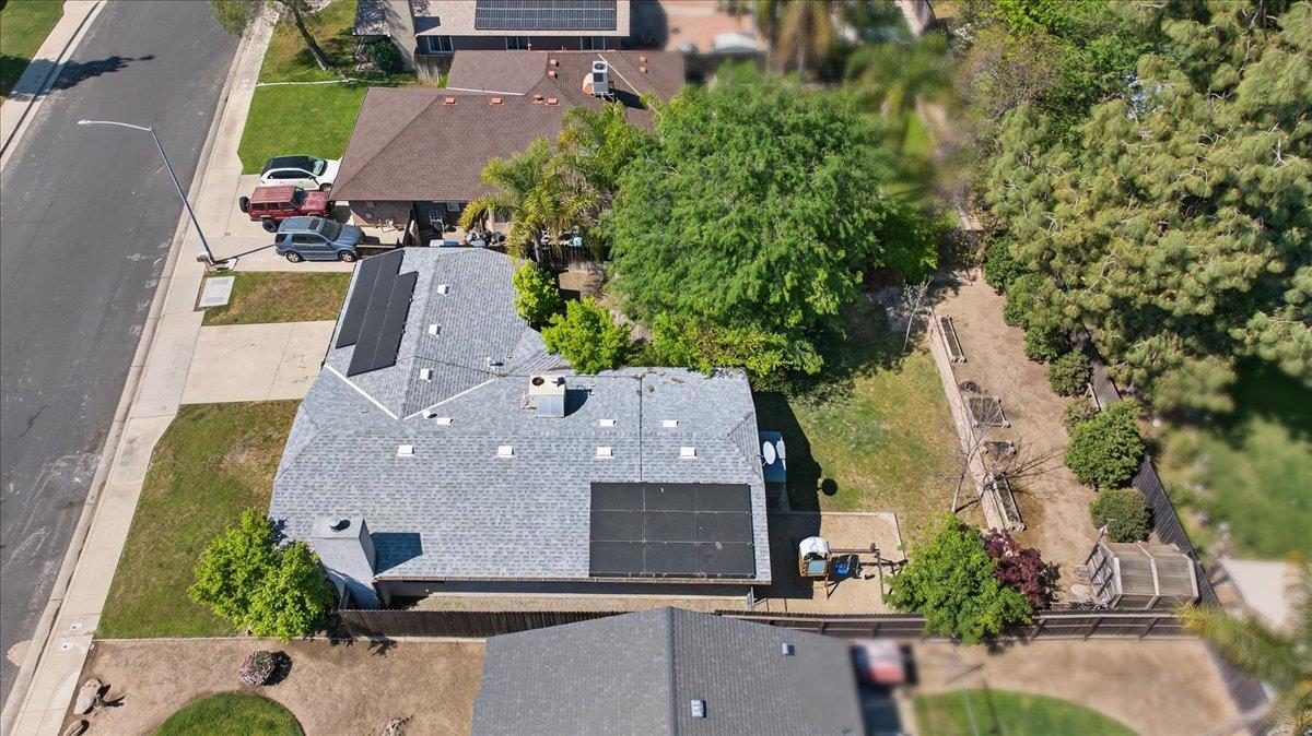 1715 DONNER Ave, Clovis, CA 93611