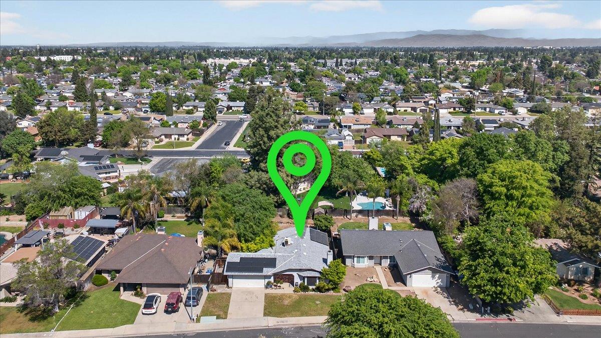 1715 DONNER Ave, Clovis, CA 93611