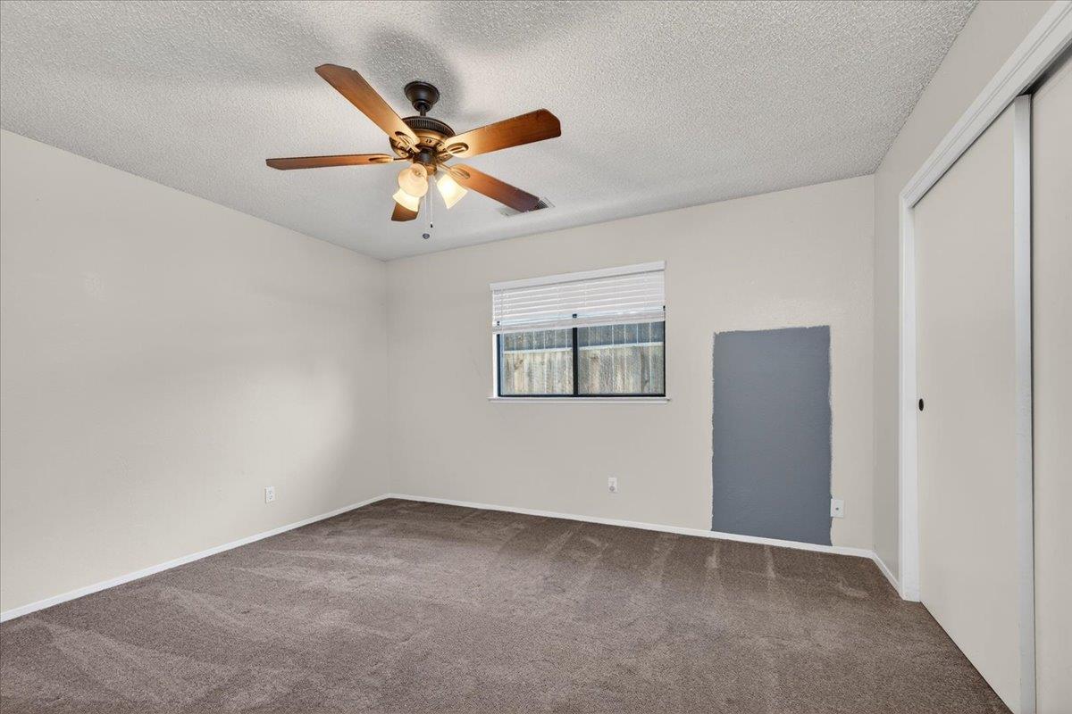 1715 DONNER Ave, Clovis, CA 93611