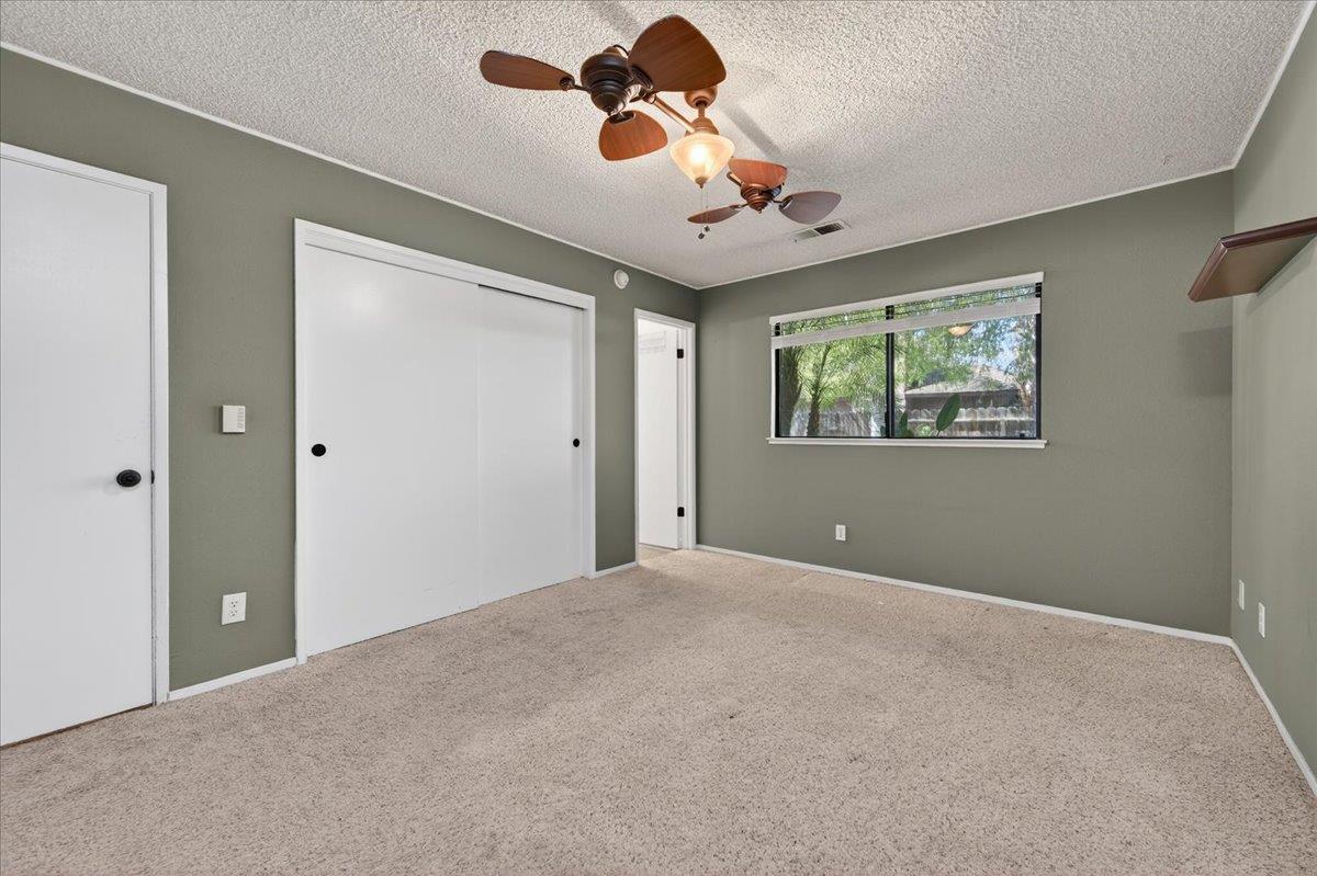 1715 DONNER Ave, Clovis, CA 93611