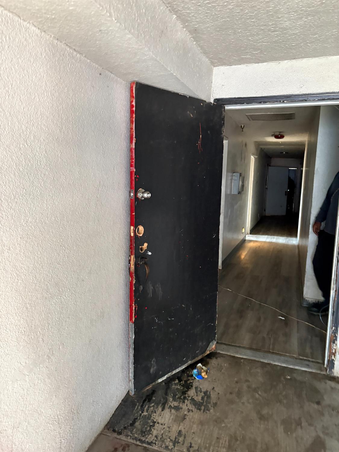 611 E Kearney Blvd, Fresno, CA 93706