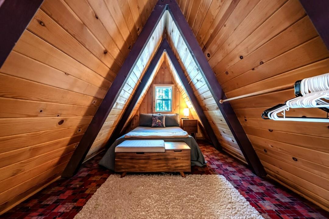 42101 Jeffrey Ln, Shaver Lake, CA 93664