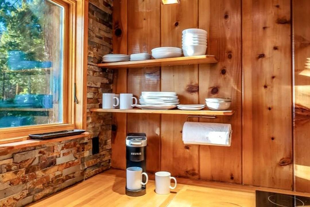 42101 Jeffrey Ln, Shaver Lake, CA 93664