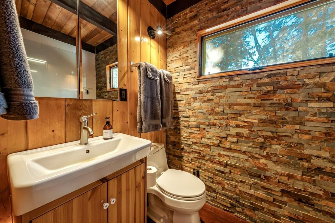 42101 Jeffrey Ln, Shaver Lake, CA 93664