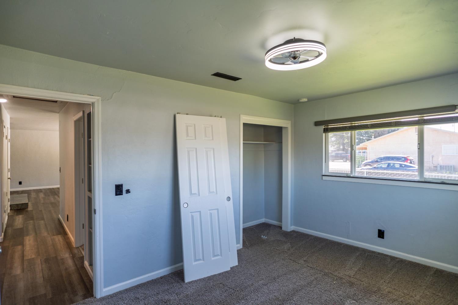 27 Emerald Dr, Merced, CA 95340