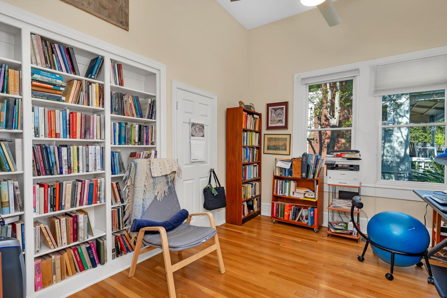 328 W 21st St, Merced, CA 95340