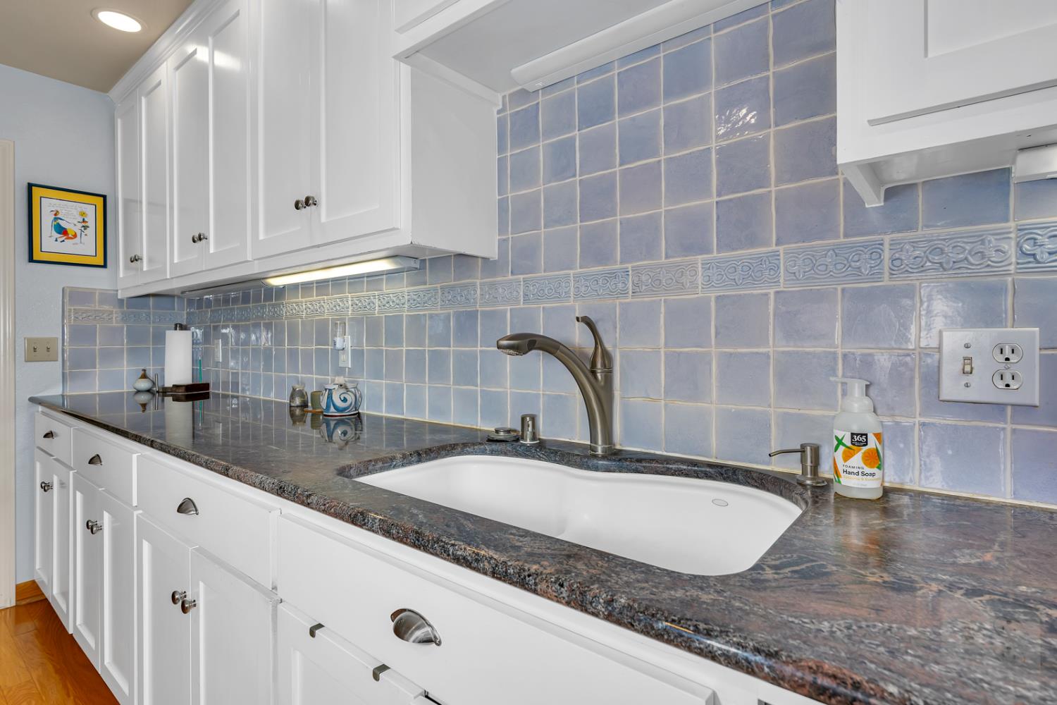 328 W 21st St, Merced, CA 95340