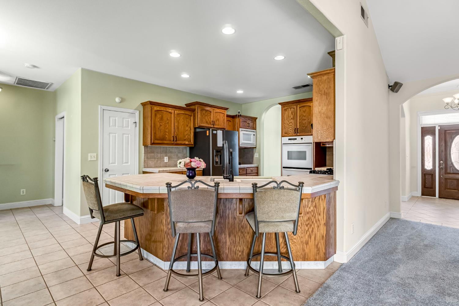 26041 Wayside Dr, Madera, CA 93638