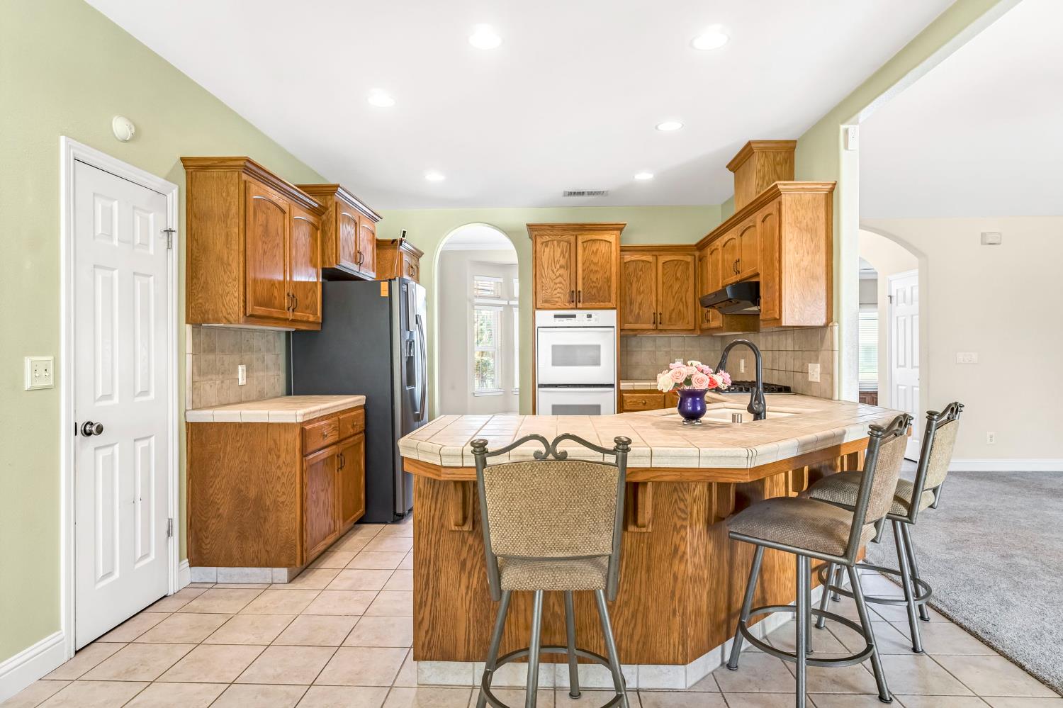 26041 Wayside Dr, Madera, CA 93638