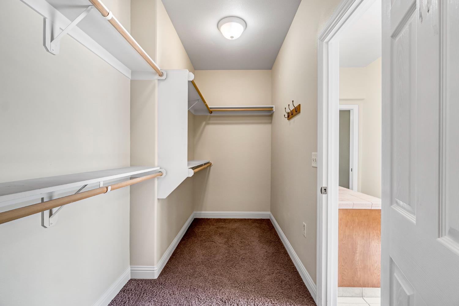 26041 Wayside Dr, Madera, CA 93638