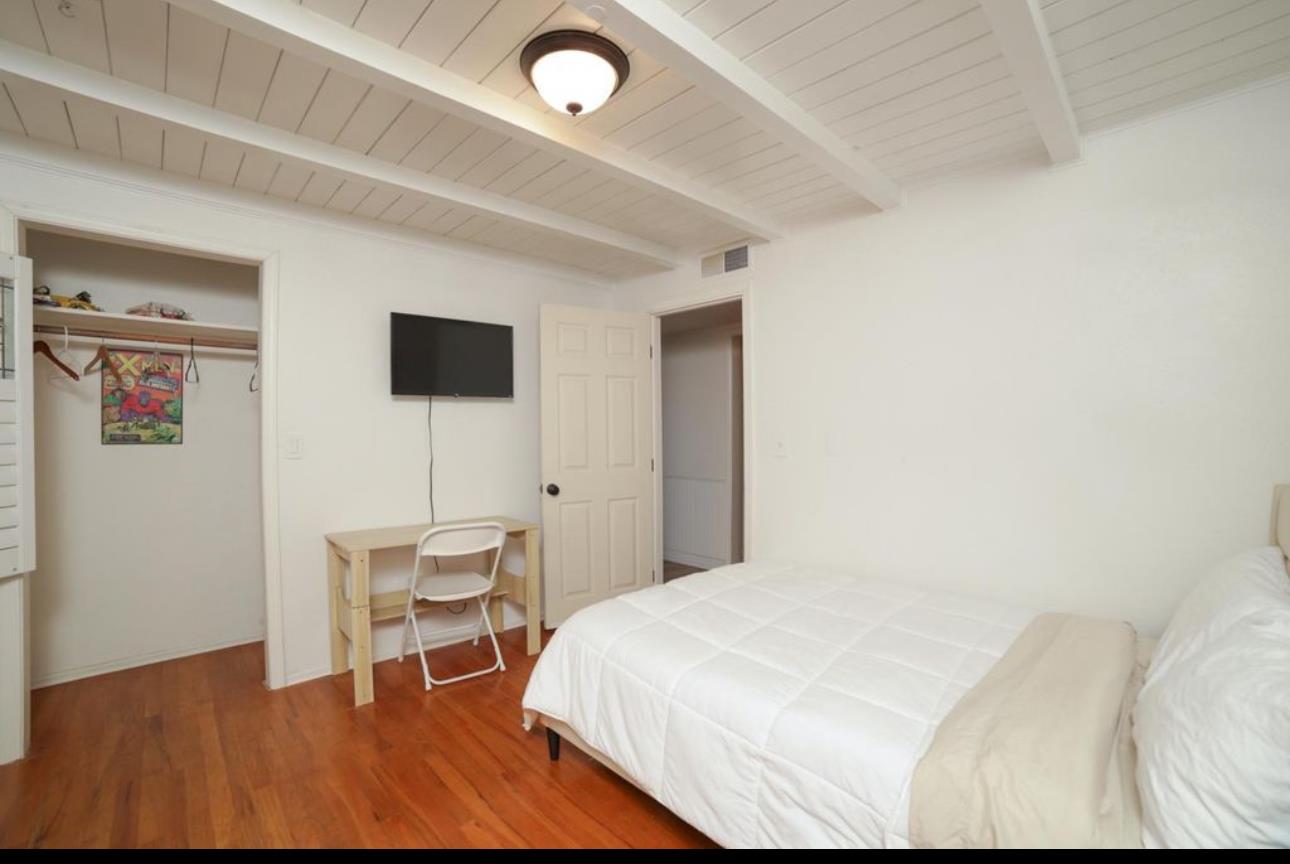 5543 N 7Th St, Fresno, CA 93710