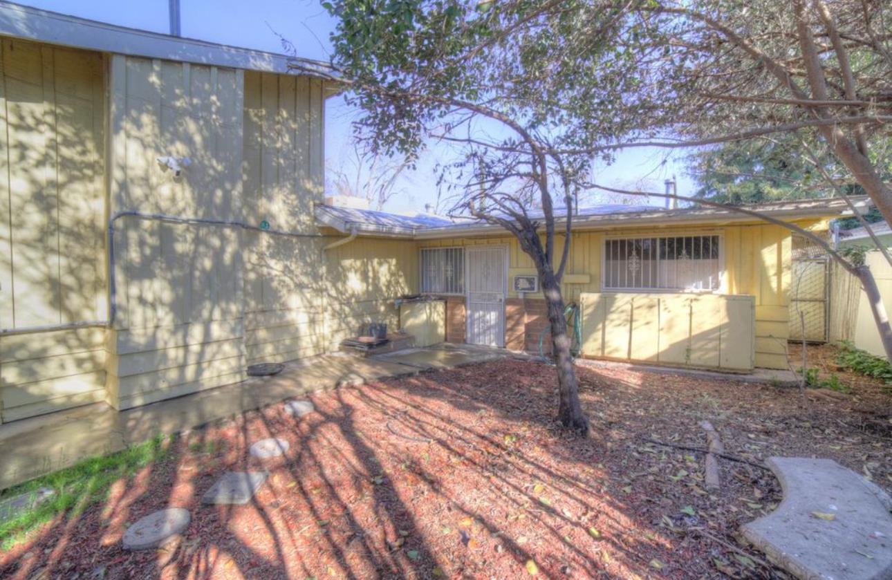 5543 N 7Th St, Fresno, CA 93710