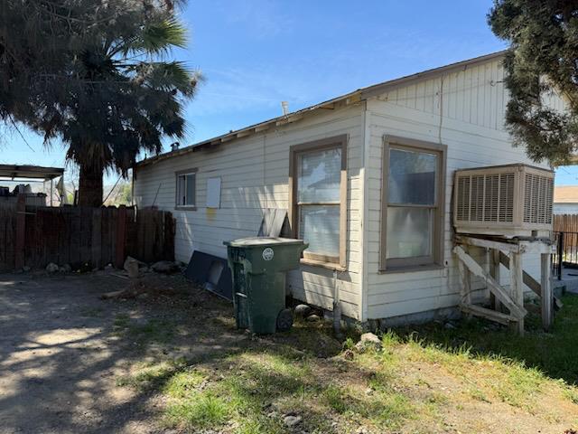 672 Tache, Coalinga, CA 93210