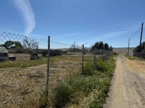 672 Tache, Coalinga, CA 93210